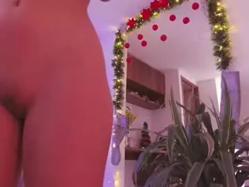 nicolle_swt from chaturbate