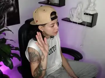 Chaturbate Adult Video Chat of paris_dangelo