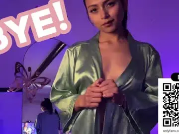 Chaturbate Adult Webcams of sweet_littleee