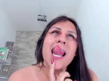 Chaturbate Live Porn of analia_01
