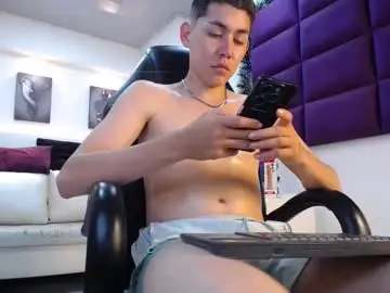 Chaturbate Sex Cam of loganfoster_