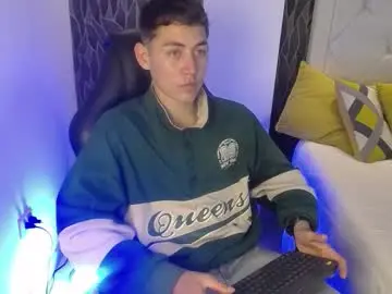 Chaturbate Watch Live Sex Cams of loganfoster_