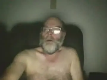 louism13 from chaturbate