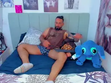 Chaturbate Live Sex Cam of maik_corzo