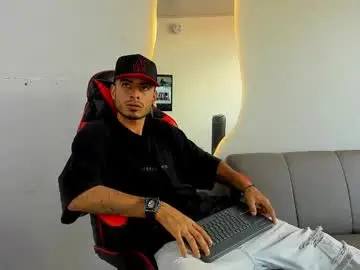 Chaturbate Watch Live Sex Cams of matthewcullenn