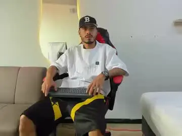 Chaturbate Nude Webcam of matthewcullenn