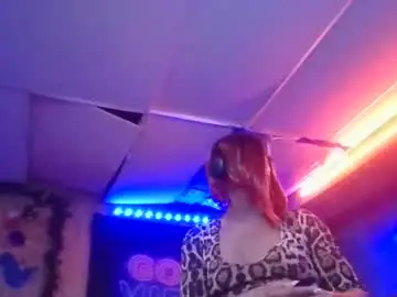 Chaturbate Live Sex Cam of tsnitra