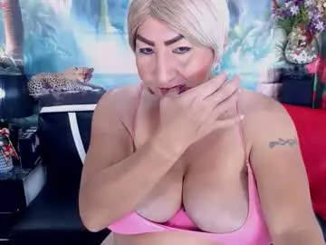 Chaturbate Watch Live Sex Cams of elektra_4_you