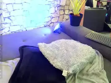 Chaturbate Sex Chat of mia_roux1