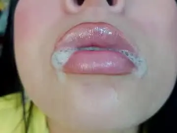 Chaturbate Sex Chat of mia_roux1