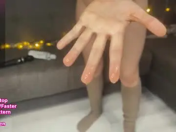 Chaturbate Live Sex Cam of play_me_softly