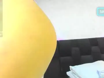 Chaturbate Watch Live Sex Cams of camila__gomez_