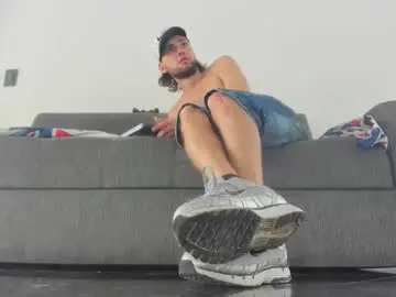 Chaturbate Live Porn of maximo__77