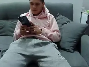 Chaturbate Free Porn Cam of steban_jyj