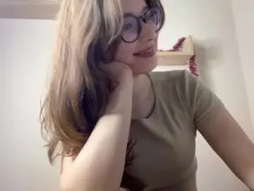 Chaturbate Live Sex Cam of angelwhisper56