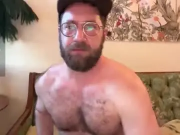 Chaturbate Free Live Porn of hairyfitguy444