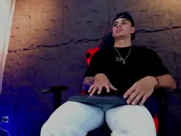 Chaturbate Adult Webcam of joseph__boy