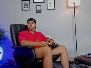 Chaturbate Best live sex cam show of ronnie_canford