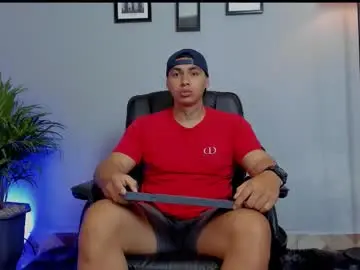 Chaturbate Watch Live Sex Cams of ronnie_canford