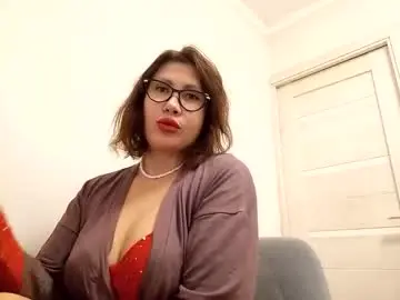 Chaturbate Watch Live Sex Cams of roxolanaa_sexy