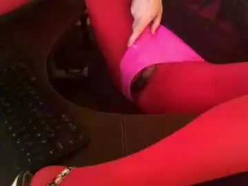 tanyacoxxx from chaturbate