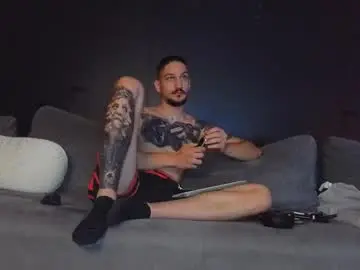 Chaturbate Free Porn Cam of huntingod