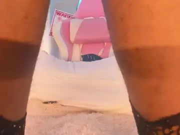 Chaturbate Free Live Porn of maraa_royal