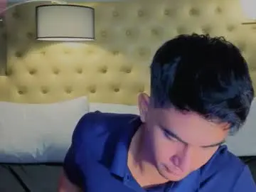 Chaturbate Live Porn of reidalert69