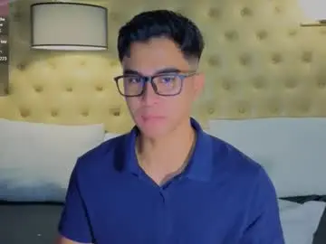 Chaturbate Sex Cam of reidalert69