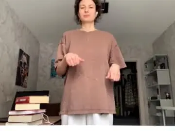 Chaturbate Adult Video Chat of shirlhammatt