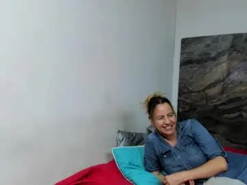 Chaturbate Live Sex Cam of alexayblake