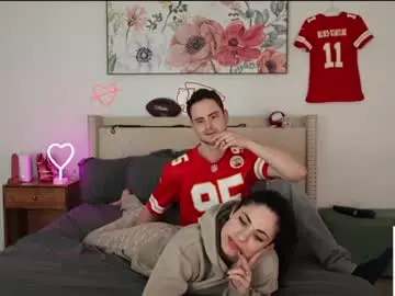 Chaturbate Free Live Porn of ari_lovexo