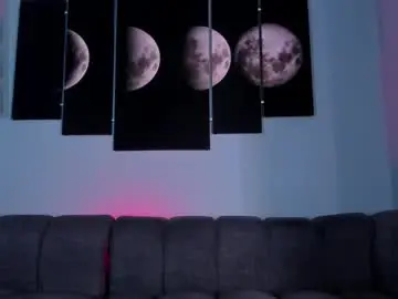 Chaturbate Live Sex Cam of freyazimmerman_