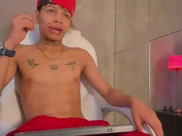 Chaturbate Free Porn Cam of renzo_dogan