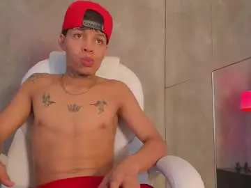 Chaturbate Live Porn of renzo_dogan