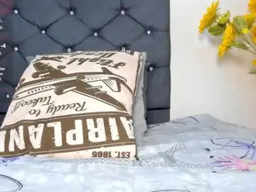 Chaturbate Live Sex Cam of zoe_pss