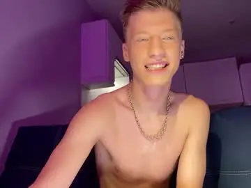 Chaturbate Watch Live Sex Cams of andytwinkkk