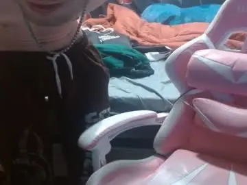 Chaturbate Live Sex Cam of donnydarkness4321