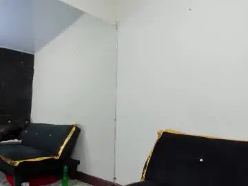 Chaturbate Live Porn of lynn_and_esteban