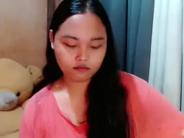 Chaturbate Live Sex Cam of urasian_hotchix69