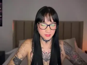 Chaturbate Free Porn Cam of xisisxx