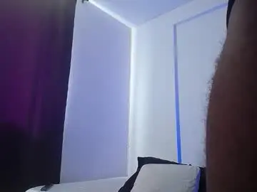 Chaturbate Live Porn of denzo_cornell