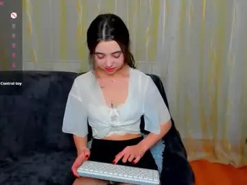 Chaturbate Live Sex Cam of dilara_a