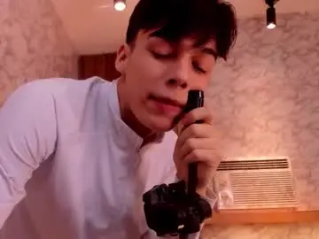 Chaturbate Free Live Porn of gerony_