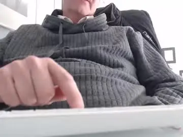 Chaturbate Best live sex cam show of chris4urs