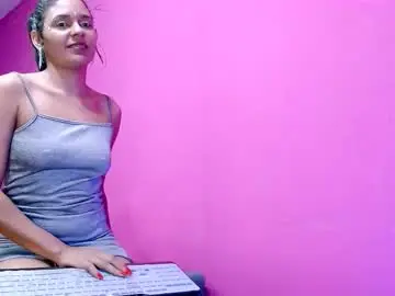 Chaturbate Sex Chat of coral_whore18