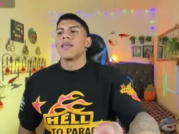 Chaturbate Sex Cam of damian_latinxxx