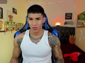 Chaturbate Watch Live Sex Cams of damian_latinxxx