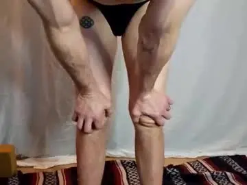 Chaturbate Live Sex Cam of maskedyogaman