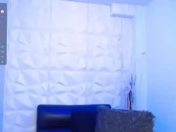 Chaturbate Live Sex Cam of nati_bianchi